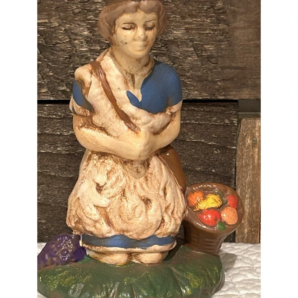 Vintage‎ Nativity Boy Holland Mold Nativity Shepherd Fruit Basket 4.5